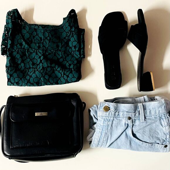 Green Lacey Hi-Low Crop Top Size M EUC - Picture 2 of 10